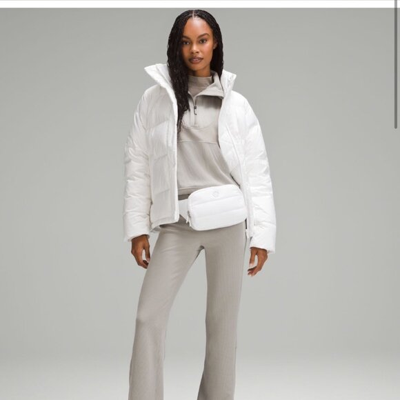 LULULEMON | Everywhere Belt Bag Large 2L Wonder Puff in White - Picture 1 of 4